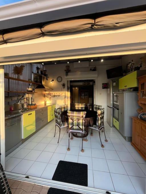 Maison Au Bord De L'Etang Le Barcares Bagian luar foto